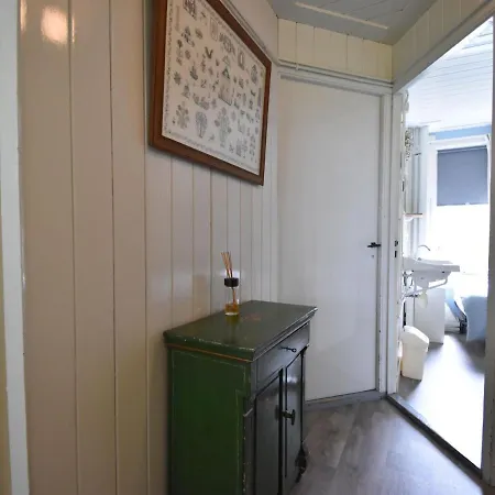 Holiday home Quintessential In With Garden *