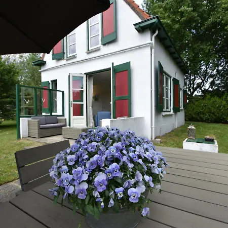 Quintessential In With Garden Ouddorp